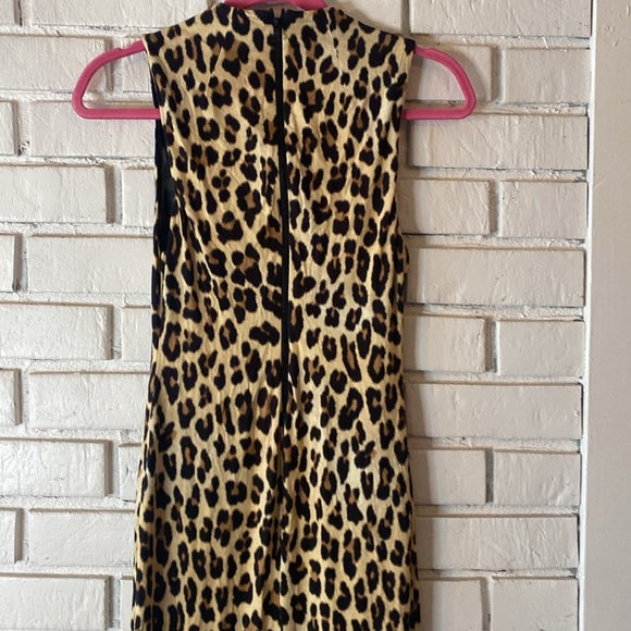 alice + olivia Delora Leopard Sleeveless Bodycon Dress - Picture 11 of 12